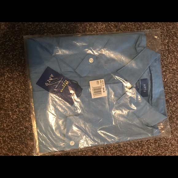 Men button up shirts ( premier flex fit) - Picture 2 of 2